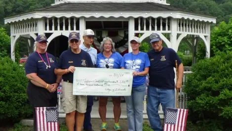 Veterans judge Dillonvale show